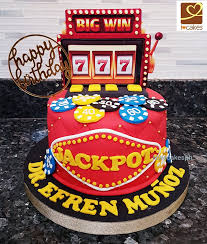 Creative Slot Machine Cake Designs in Jili888